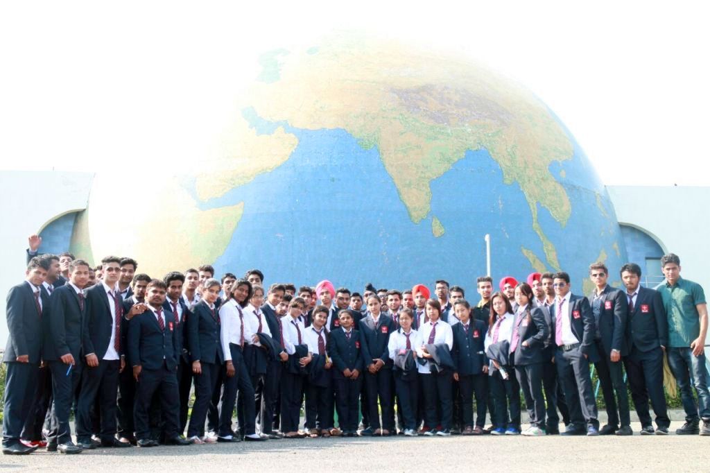 Quest Group students visit Pushpa Gujaral Science City