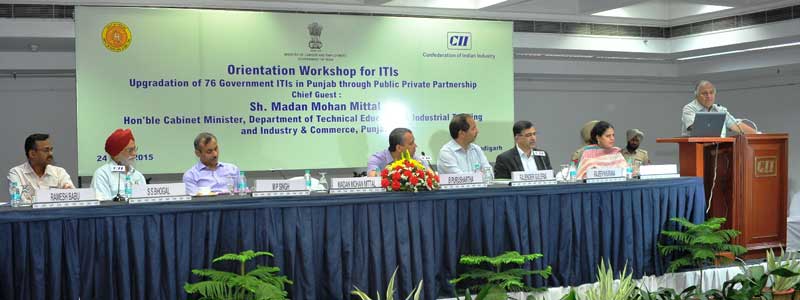 Mr-Madan-M-Mittal,-Minister-of-Technical-Education-and-Industry-&-Commerce,-Punjab-addressing-an-Orientation-Workshop-organised-by-Confederation-of-Indian-Industry-(CII)-and-Govt-of-Punjab-at-CII-NR-headquarters-in-sec