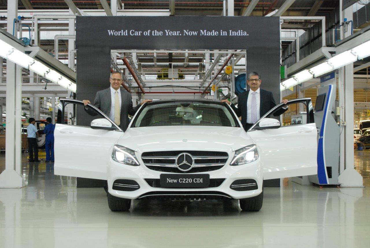 1. Mr. Eberhard Kern (left), Managing Director & CEO, Mercedes-Benz India and Mr. Piyush Arora (right), Executive Director, Operations, Mercedes-Benz India. with the new locally produced  Mercedes-Benz C 220 CDI