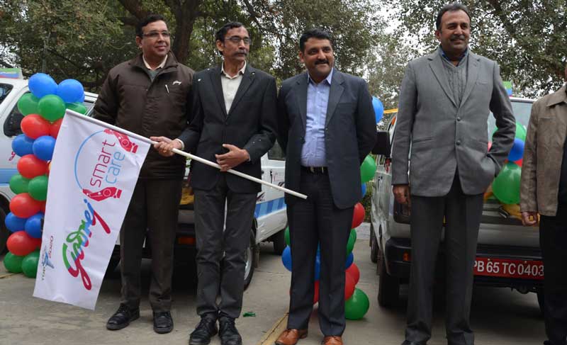 Second-from-Left--Mr-Ravi-Bhat-National-Service-Head-Godrej-Appliances-during-flagging-off-of-Godrej-Appliances-'Smart-Mobile-Service-Van'-at-Mohali-Plant