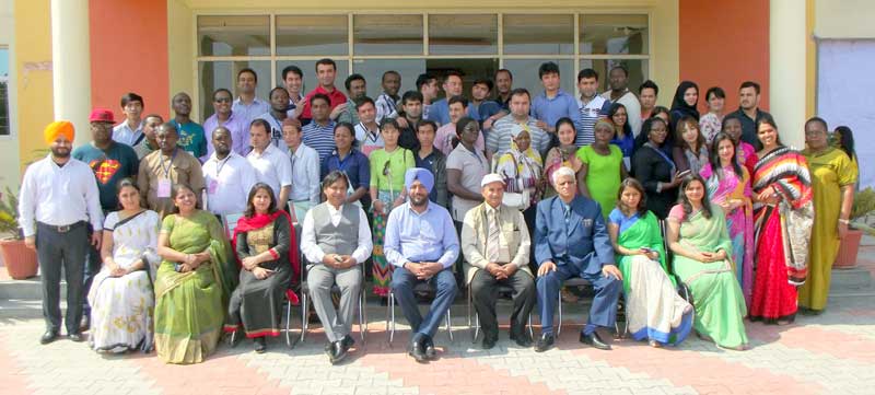 46-foreign-delegates-participated-in-International-Symposium--at-Universal-Group-2-copy