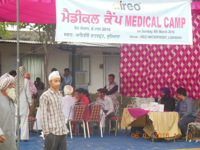 Free-Medical-Camp-organized-at-Ireo-Waterfront-(2)
