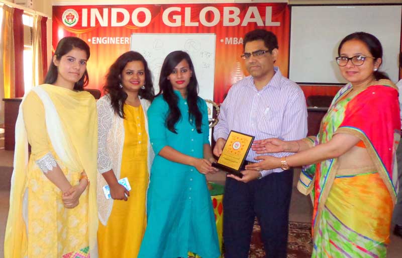 Indo-Global-Colleges-organised-National-Conference-on-Entrepreneurship-in-a-Globalised-Business-Environment-4-copy