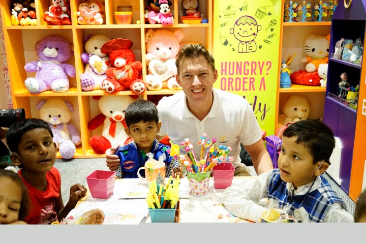 brett-lee-interacting-with-cochlear-implant-recipients-during-his-past-visits-to-india-small