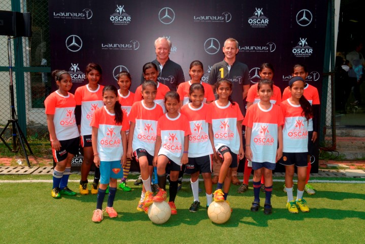 mr-roland-folger-md-ceo-mercedes-benz-india-and-andy-griffiths-global-director-laureus-sport-for-good-with-oscar-foundation-kids-small