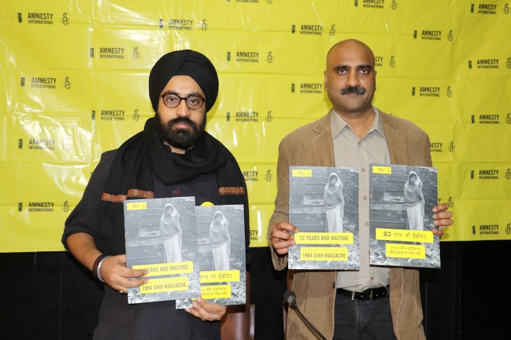 sanam-sutirath-wazir-campaigner-left-and-manoj-mitta-right-noted-author-at-amnesty-international-india-addressing-media-at-the-launch-of-campaign-digest-on-1984-sikh-massacre-at-chandigarh-pres