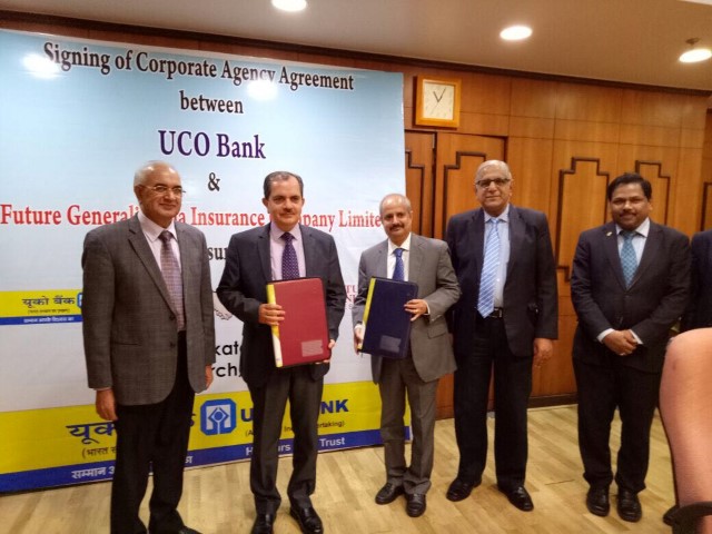 K.G. Krishnamoorthy Rao, MD and CEO, Future Generali India Insurance Company Limited exchanged the Corporate Agency Agreement with Ravi Krishan Takkar, MD & CEO, UCO Bank (Small)
