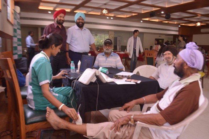 Free Multispecialty Health Camp by Fortis Hospital held at Golf Club,  Fortis Hosp/ital, Golf Club, Chandigarh Golf Club