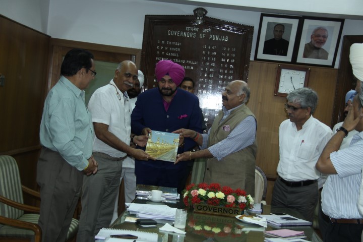 Punjab Governor and Administrator UT Chandigarh Mr. V.P.Singh Badnore and Mr. Navjot Singh Sidhu, Tourism and Cultural Affairs Minister, Punjab