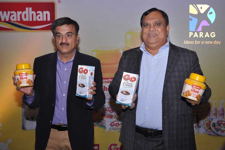 From-L-to-R-Mr.-Mahesh-Israni-is-the-Chief-Marketing-Office-&-Mr.-Devendra-Shah,-Chairman,-Parag-Milk-Foods-(P)-Ltd.-at-the-launch-of-Gowardhan-Ghee-in-Chandigarh